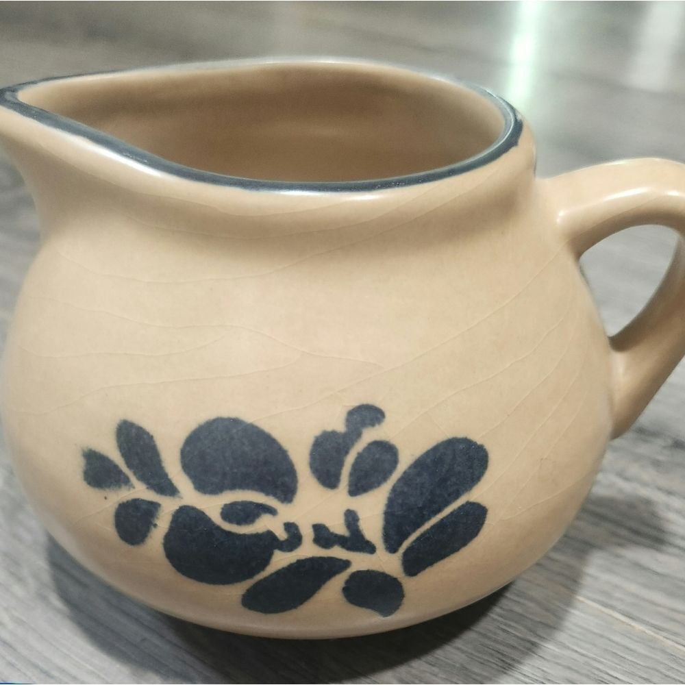 Vintage Small Creamer/Gravy Container